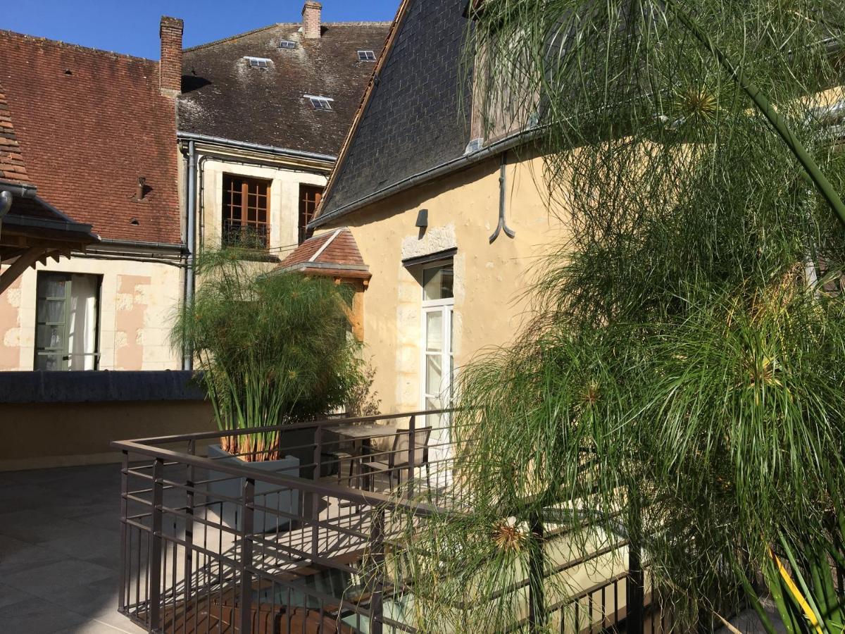 Logis - Hotel & Restaurant Du Tribunal Mortagne-au-Perche Exteriér fotografie
